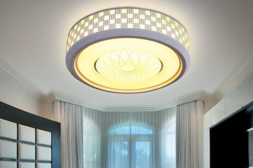 LED灯具与钟表 夜间关灯后微亮现象解析