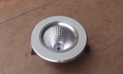 专业解析 新款2.5寸3W COB筒灯套件及其系列产品